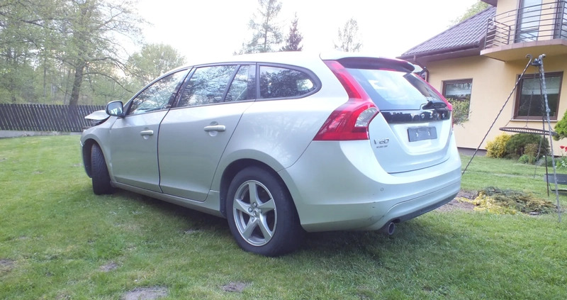 Volvo V60 cena 27000 przebieg: 155000, rok produkcji 2016 z Głuszyca małe 277